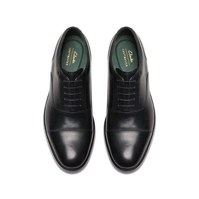CLARKS CRAFT JAMES CAP-BLACK LEATHER SOLE