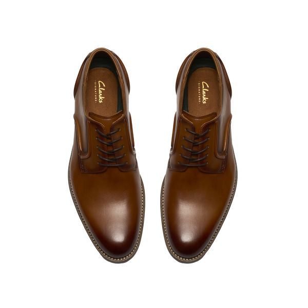 CLARKS CRAFT REMI LACE-TAN