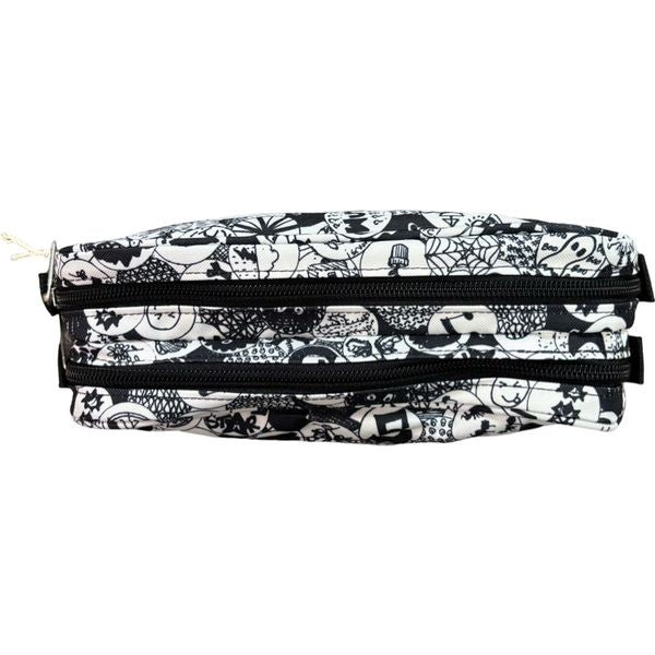 ACCESSORY POUCH-BLACK WHITE