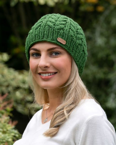ARAN CABLE PULL ON HAT  PK927-GREEN