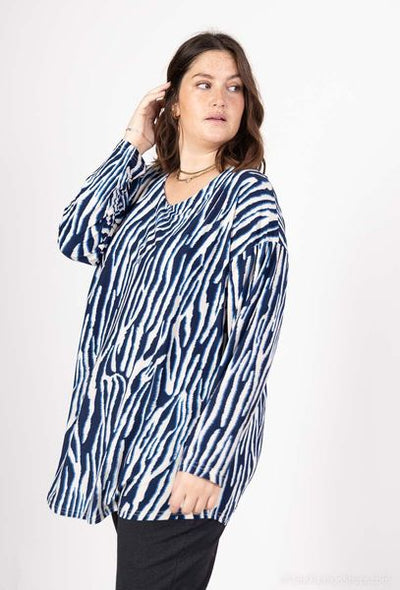 LADIES CROSSED BACK TUNIC TOP H5058 2WPARIS-NAVY PATTERN  PLUS SIZE
